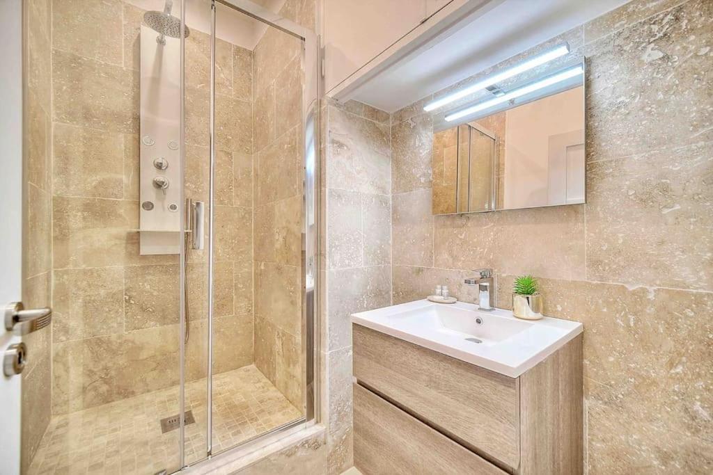 Croisette 8/10 Pers Apartment Кан Екстериор снимка