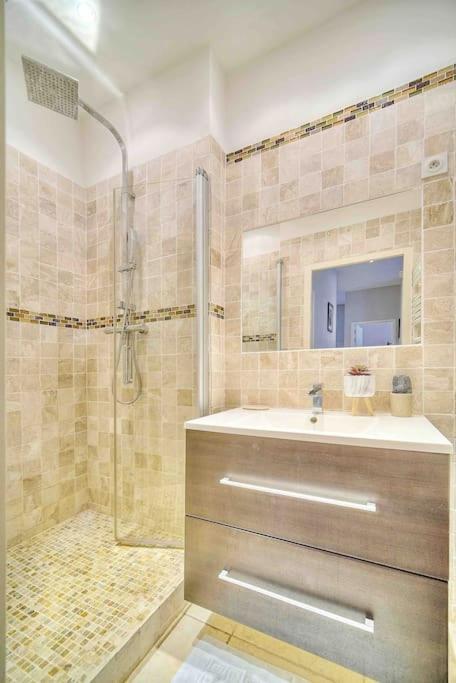 Croisette 8/10 Pers Apartment Кан Екстериор снимка